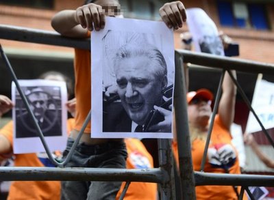 Anuncian querella contra simpatizantes de Bacchetta