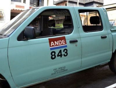 Llueven denuncias por tarifazos de la Ande
