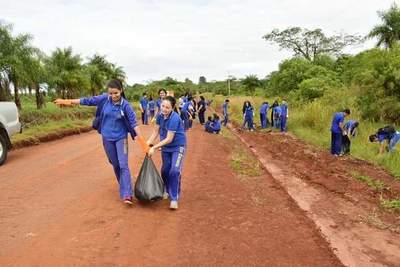 San Ignacio: “Trashtag Challenge” el desafio viral de juntar basura cobra fuerza