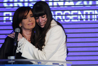 Métanse conmigo pero no con mi hija, pidió CFK