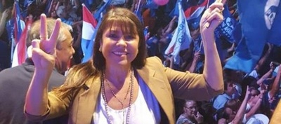 “No entré para sacarle la lengua a Cartes”