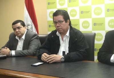 Contralor afirma que su juicio político es un proceso que debe dirimirse