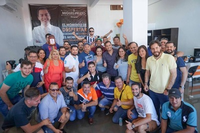 Prieto insta a Teddy Mercado a someterse a encuesta para definir quién descabalga