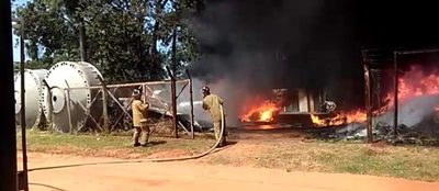 Incendio de gran magnitud en Isla Bogado de Luque