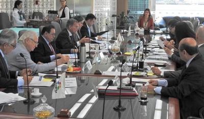Itaipú aprobó USD 1,6 millones para combate frontal al dengue en Alto Paraná