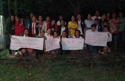 Toman colegio en Pinasco, por falta de respuestas