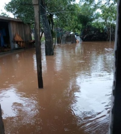 Despacho de Primera Dama cerró puertas a inundados de San Lorenzo