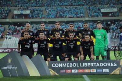 Olimpia da clases de cómo salir jugando