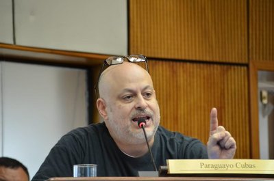 Senadores no dictaminan sobre sanción a Cubas
