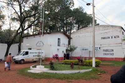 Condenan a 5 años de prisión a una mujer por tenencia de drogas