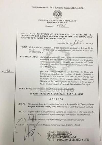 Ejecutivo otorga acuerdo a nombramiento de Martínez como nuevo ministro