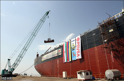 Sancionan a cuatro empresas y nueve barcos que transportan petróleo venezolano a Cuba