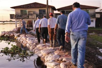 SEN redobla esfuerzos en asistencia a familias damnificadas