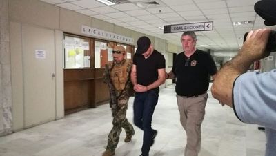 Conceden visita conyugal para Cucho: Pasará "la última cena" con su pareja