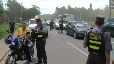 Patrullera Caminera intensifica controles en marco del Operativo Semana Santa