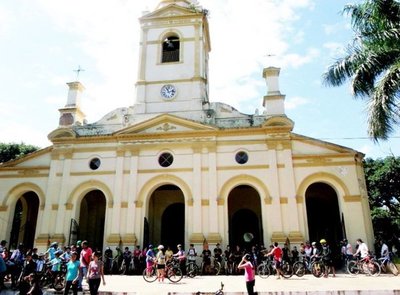 Recorrido de siete iglesias de Villarrica, en bicicleta