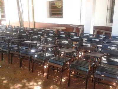 Comuna franqueña llama a licitación para compra de sillas