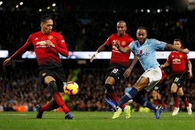 Un derbi de Manchester entre urgencias y anhelos