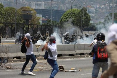 EE.UU. condena ataques contra manifestantes en Venezuela