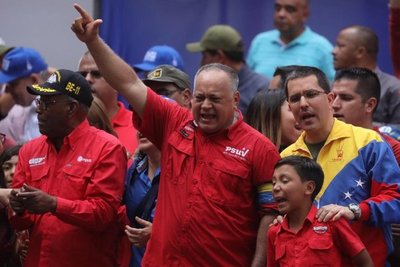 Cabello ve “una ridiculez” declaraciones de Abrams sobre salida de Maduro