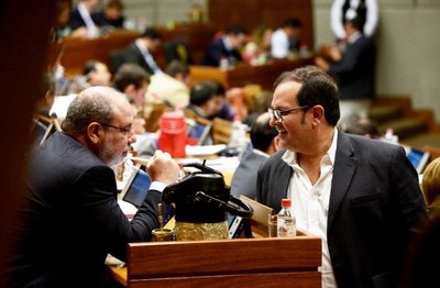 Blanquean aumentazos “mau” del Congreso