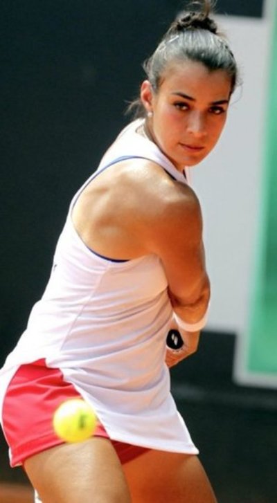 Vero triunfa en su debut