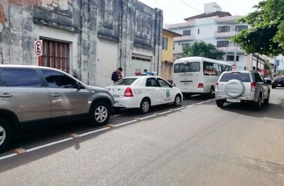 Denuncian a Policía de Tránsito