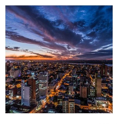 Fotociclo expone "Ojos del cielo” en la Plaza de la Democracia