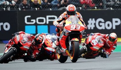 Márquez gana y amplía ventaja