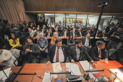 Senadora y expresidenta enfrenta su primer juicio oral