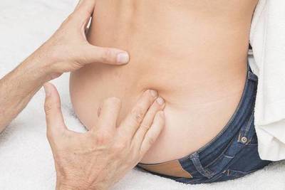 Lumbalgia: Tratamiento en casa también es recomendable, afirma especialista de Clínicas