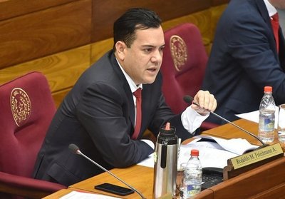 Friedmann sobre jubilación médica: “Va aumentar el déficit en US$ 50 milllones”
