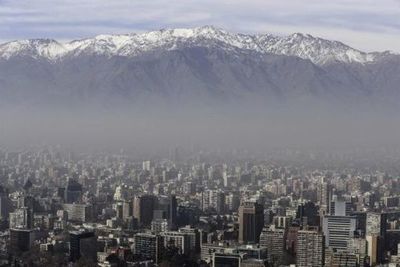 Primera alerta ambiental del año por calidad del aire en Santiago de Chile