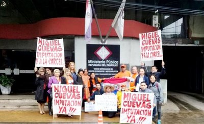 Exigen imputación de Miguel Cuevas