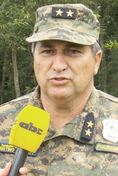 Ordenan apresar a exjefes de la Policía en San Pedro