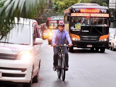 Gobierno proyecta construir a corto plazo 40 km de ciclovías en Asunción