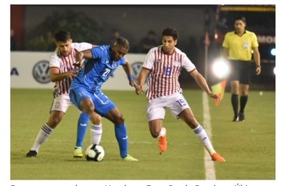 La Albirroja se aplaza en su primera prueba
