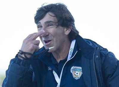 Costas dirigirá la práctica del lunes