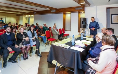 Presentaron el libro “Diálogos de la lengua guaraní”, de Bartomeu Meliá SJ