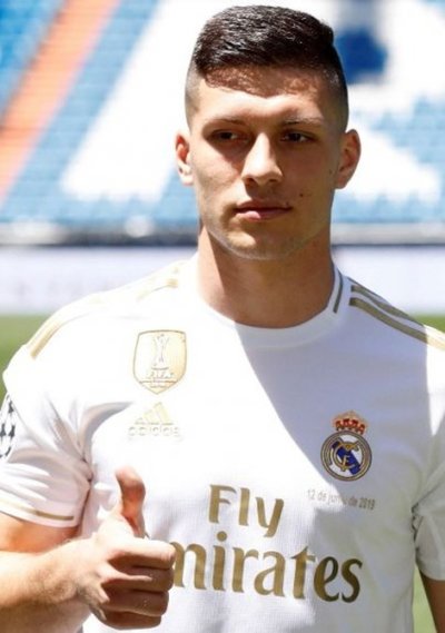 Presenta a Jovic y anuncia a Mendy, el quinto fichaje
