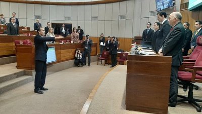 Asume Eusebio Ramón Ayala en reemplazo de Dionisio Amarilla