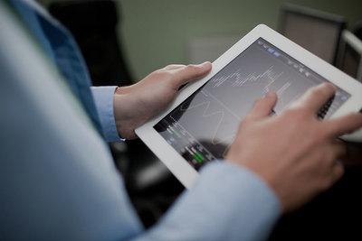 Apple Earnings: Most Boring Quarter of The Year Still Holds Some Intrigue