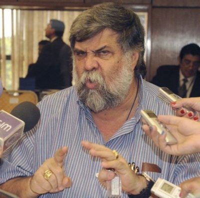 Yoyito: Deficiencias en sector salud se deben al mal manejo de dinero público