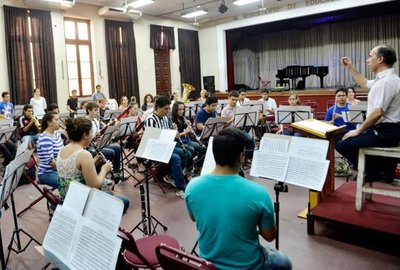 Lanzan campaña para elevar al CONAMU a Instituto Superior
