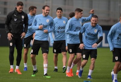 Uruguay busca seguir a toda máquina