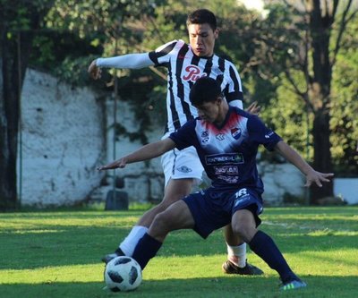 Arrancó la fecha 19 con Libertad-Nacional