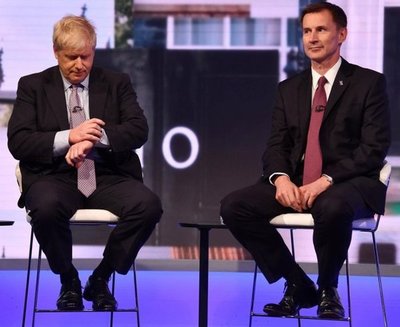 Boris Johnson y Jeremy Hunt se disputan el cargo de primer ministro
