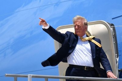 Trump anuncia postergación de redadas de inmigrantes
