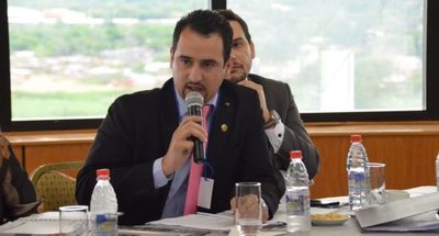 Remiten hoy al Ejecutivo propuesta de reajuste de 3,8% del salario mínimo