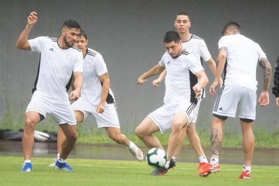 El once del “Chila” para medir a Brasil